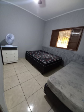 Imagem Casa com 3 Quartos à Venda, 170 m² em Solemar - Praia Grande Imagem Casa com 3 Quartos à Venda, 170 m² em Solemar - Praia Grande