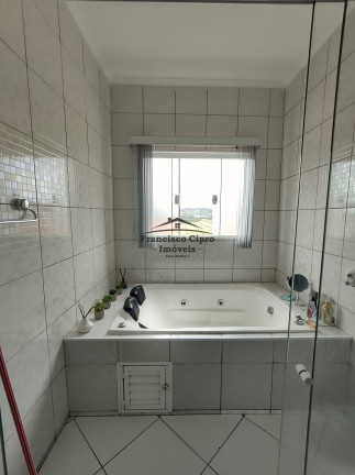 Imagem Casa com 3 Quartos à Venda, 233 m² em Santa Luzia - Guaratinguetá Imagem Casa com 3 Quartos à Venda, 233 m² em Santa Luzia - Guaratinguetá