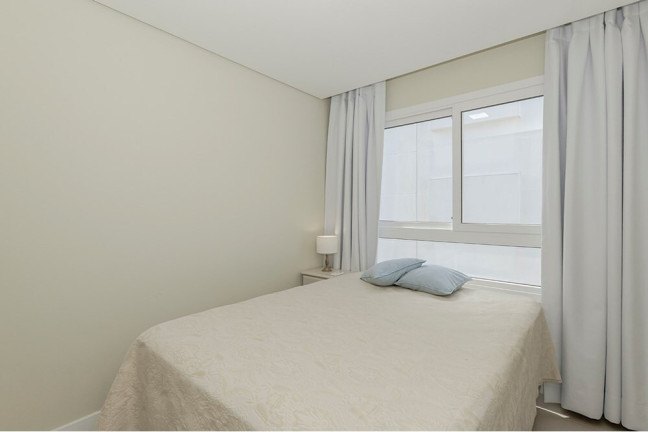 Imagem Apartamento com 3 Quartos à Venda, 93 m² em Petrópolis - Porto Alegre Imagem Apartamento com 3 Quartos à Venda, 93 m² em Petrópolis - Porto Alegre