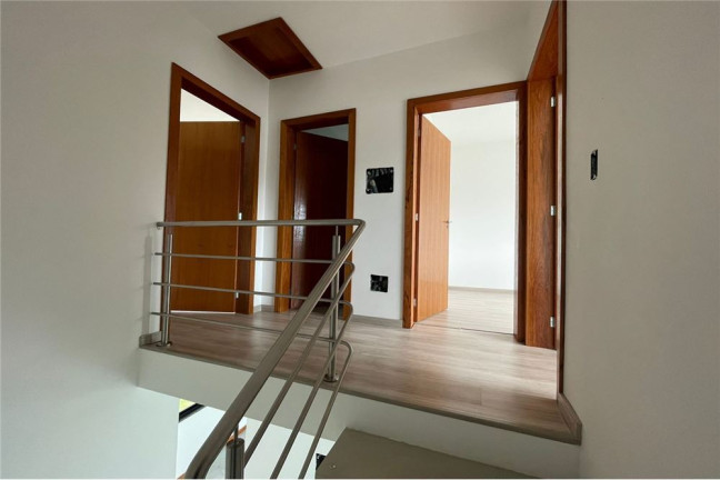 Imagem Casa com 3 Quartos à Venda, em Bela Vista - Palhoça Imagem Casa com 3 Quartos à Venda, em Bela Vista - Palhoça