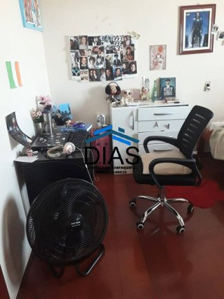 Imagem Casa com 3 Quartos à Venda, 210 m² em Jardim Botânico - Araraquara Imagem Casa com 3 Quartos à Venda, 210 m² em Jardim Botânico - Araraquara