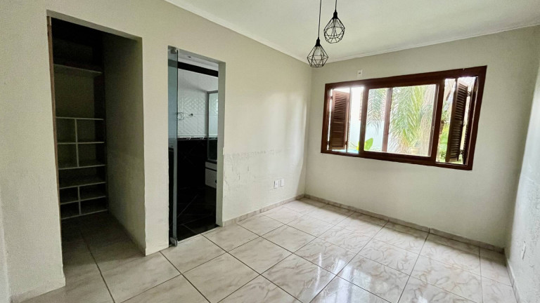 Imagem Casa com 3 Quartos à Venda, 143 m² em Igara - Canoas Imagem Casa com 3 Quartos à Venda, 143 m² em Igara - Canoas