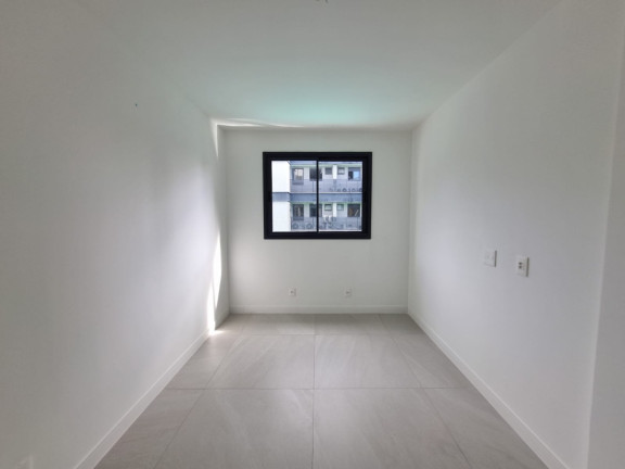 Imagem Imóvel com 3 Quartos à Venda, 91 m² em Santa Lúcia - Vitória Imagem Imóvel com 3 Quartos à Venda, 91 m² em Santa Lúcia - Vitória