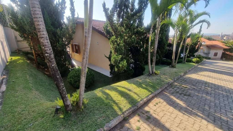 Imagem Casa de Condomínio com 3 Quartos à Venda, 453 m² em Jardim Ana Estela - Carapicuíba