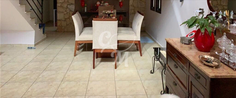 Imagem Casa com 2 Quartos à Venda, 275 m² em Horto Santo Antonio - Jundiaí Imagem Casa com 2 Quartos à Venda, 275 m² em Horto Santo Antonio - Jundiaí
