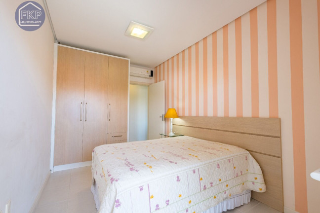 Imagem Apartamento com 2 Quartos à Venda, 81 m² em Cachoeira Do Bom Jesus - Florianópolis