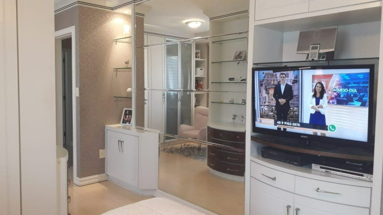 Imagem Cobertura com 3 Quartos à Venda, 204 m² em Centro - Florianópolis