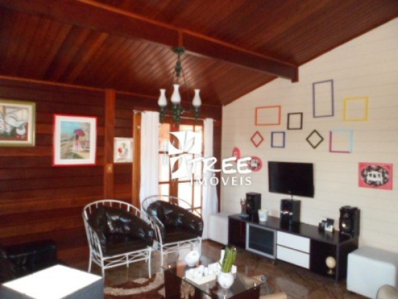 Imagem Imóvel com 3 Quartos à Venda, 240 m² em Jardim Santo Antônio - Arujá Imagem Imóvel com 3 Quartos à Venda, 240 m² em Jardim Santo Antônio - Arujá