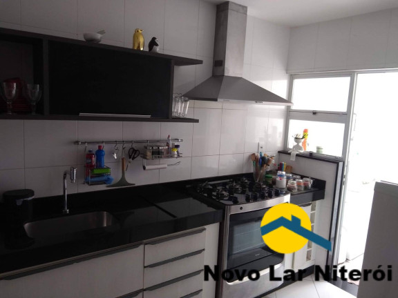 Imagem Casa com 3 Quartos à Venda, 210 m² em Várzea Das Moças - Niterói Imagem Casa com 3 Quartos à Venda, 210 m² em Várzea Das Moças - Niterói