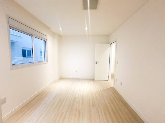 Imagem Apartamento com 3 Quartos à Venda, 130 m² em Centro - Itapema Imagem Apartamento com 3 Quartos à Venda, 130 m² em Centro - Itapema