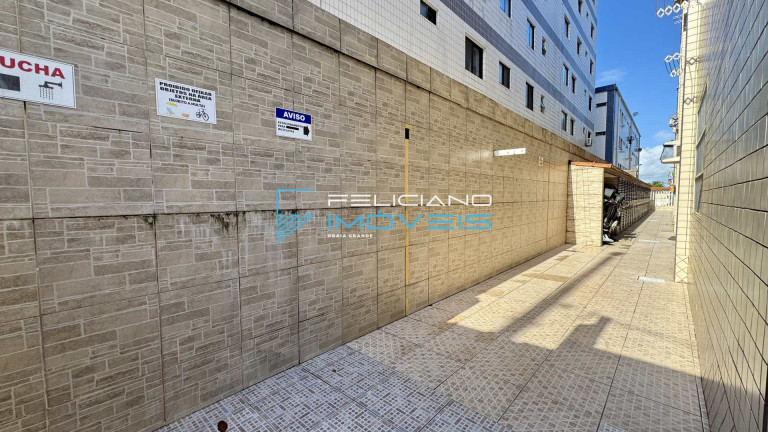 Imagem Kitnet com 1 Quarto à Venda, 28 m² em Balneário Maracanã - Praia Grande Imagem Kitnet com 1 Quarto à Venda, 28 m² em Balneário Maracanã - Praia Grande