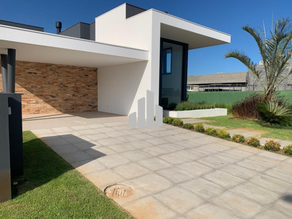 Imagem Casa de Condomínio com 3 Quartos à Venda, 177 m² em Engenho Velho - Torres Imagem Casa de Condomínio com 3 Quartos à Venda, 177 m² em Engenho Velho - Torres