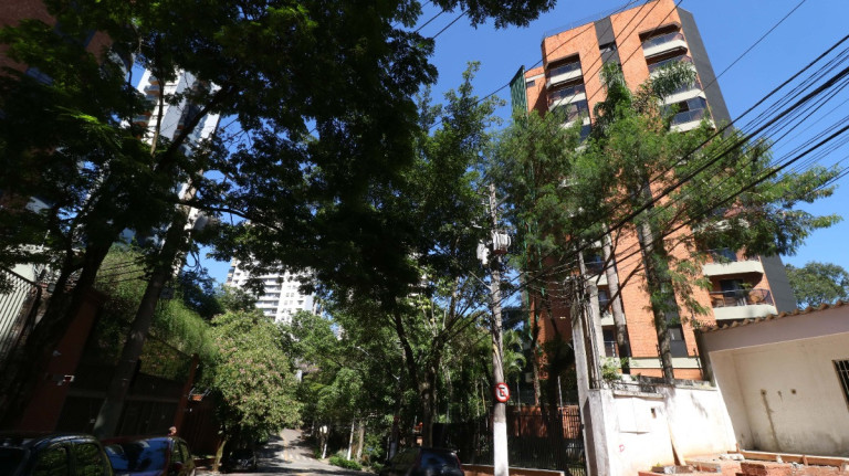 Imagem Apartamento com 3 Quartos à Venda, 200 m² em Vila Suzana - São Paulo Imagem Apartamento com 3 Quartos à Venda, 200 m² em Vila Suzana - São Paulo