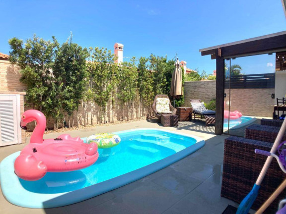 Imagem Casa com 3 Quartos à Venda, em Noiva Do Mar - Xangri-lá Imagem Casa com 3 Quartos à Venda, em Noiva Do Mar - Xangri-lá