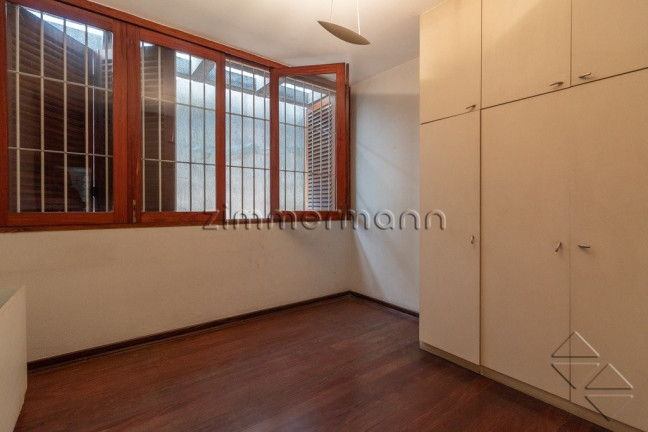 Imagem Casa com 3 Quartos à Venda, 500 m² em Pinheiros - São Paulo Imagem Casa com 3 Quartos à Venda, 500 m² em Pinheiros - São Paulo