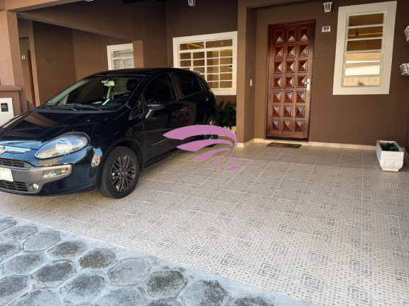 Imagem Casa com 3 Quartos à Venda, 120 m² em Alto Boqueirão - Curitiba Imagem Casa com 3 Quartos à Venda, 120 m² em Alto Boqueirão - Curitiba