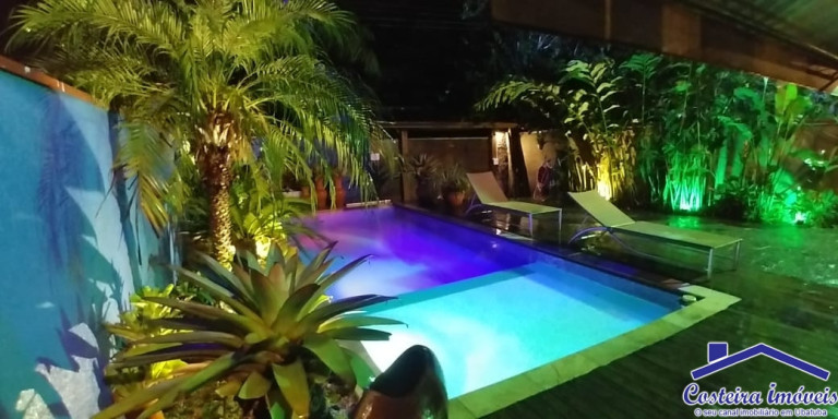 Imagem Sobrado com 3 Quartos à Venda, 132 m² em Horto Florestal - Ubatuba