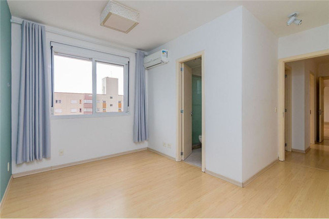 Imagem Apartamento com 3 Quartos à Venda, 90 m² em Menino Deus - Porto Alegre Imagem Apartamento com 3 Quartos à Venda, 90 m² em Menino Deus - Porto Alegre
