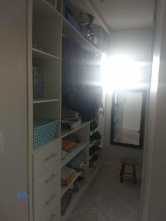 Imagem Casa com 3 Quartos à Venda, 250 m² em Carianos - Florianópolis Imagem Casa com 3 Quartos à Venda, 250 m² em Carianos - Florianópolis