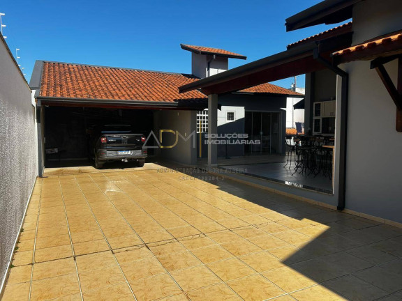 Imagem Casa com 2 Quartos à Venda, 362 m² em Jardim Paraíso - Botucatu Imagem Casa com 2 Quartos à Venda, 362 m² em Jardim Paraíso - Botucatu