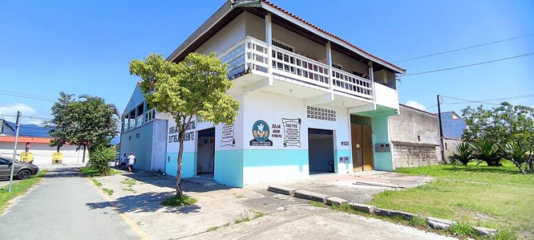 Imagem Sobrado à Venda, 360 m² em Jardim Brasil - Peruíbe Imagem Sobrado à Venda, 360 m² em Jardim Brasil - Peruíbe