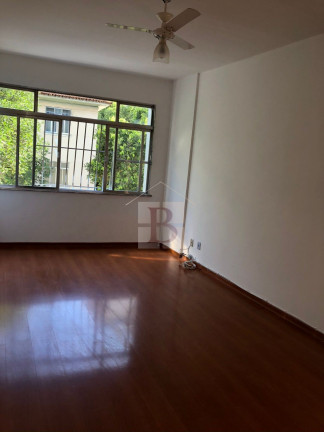 Imagem Imóvel com 3 Quartos à Venda, 144 m² em Icaraí - Niterói