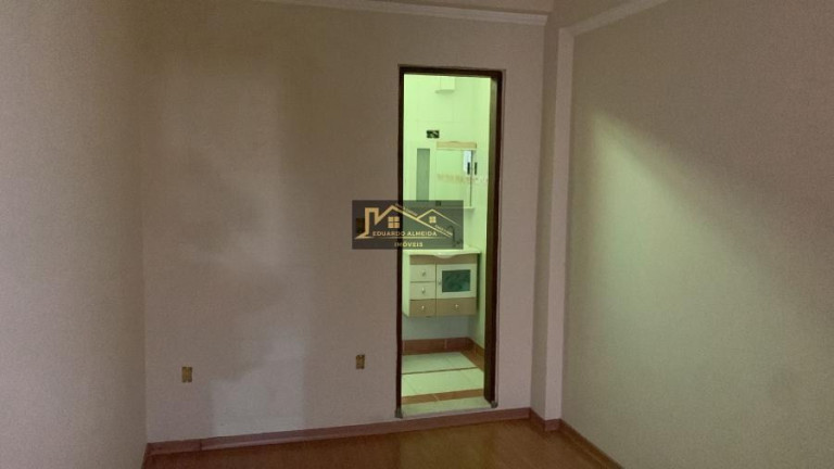 Imagem Sobrado com 3 Quartos à Venda, em Centro - Sorocaba Imagem Sobrado com 3 Quartos à Venda, em Centro - Sorocaba