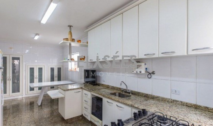 Imagem Sobrado com 4 Quartos à Venda, 554 m² em Morumbi - São Paulo Imagem Sobrado com 4 Quartos à Venda, 554 m² em Morumbi - São Paulo