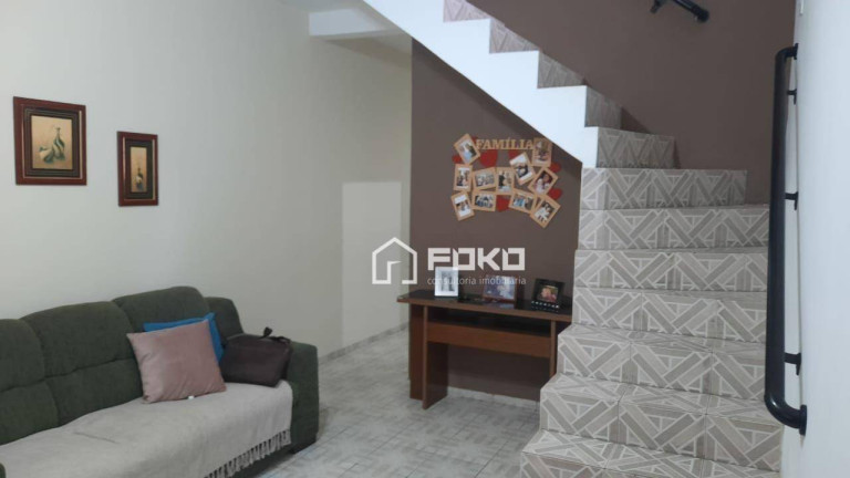 Imagem Casa com 3 Quartos à Venda ou Locação, 160 m² em Jardim Presidente Dutra - Guarulhos Imagem Casa com 3 Quartos à Venda ou Locação, 160 m² em Jardim Presidente Dutra - Guarulhos