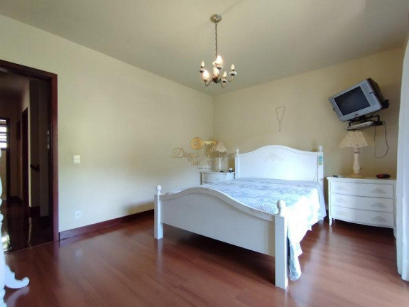 Imagem Casa com 4 Quartos à Venda, 312 m² em Golfe - Teresópolis Imagem Casa com 4 Quartos à Venda, 312 m² em Golfe - Teresópolis