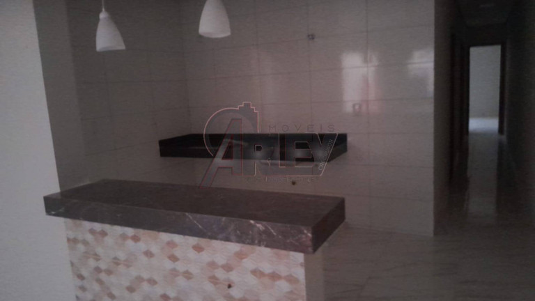 Imagem Casa com 3 Quartos à Venda, em Montes Claros Imagem Casa com 3 Quartos à Venda, em Montes Claros