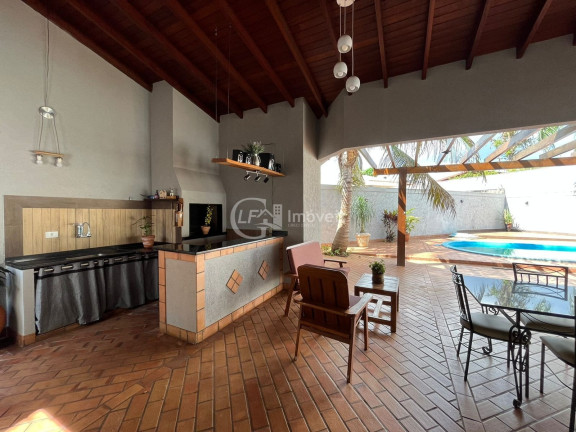 Imagem Casa com 4 Quartos à Venda, 236 m² em Carandá Bosque - Campo Grande Imagem Casa com 4 Quartos à Venda, 236 m² em Carandá Bosque - Campo Grande