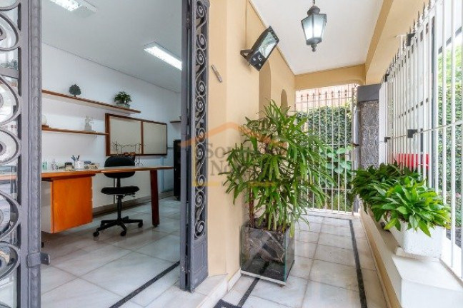 Imagem Imóvel com 2 Quartos à Venda, 570 m² em Pacaembu - São Paulo Imagem Imóvel com 2 Quartos à Venda, 570 m² em Pacaembu - São Paulo