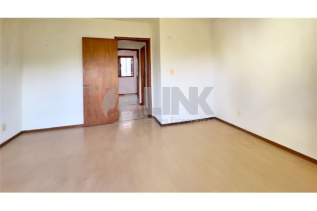 Imagem Casa com 3 Quartos à Venda,  em Morro Santana - Porto Alegre