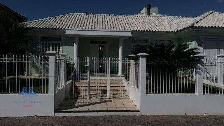 Imagem Casa com 3 Quartos à Venda, 376 m² em Córrego Grande - Florianópolis
