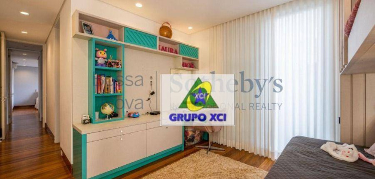 Imagem Casa com 3 Quartos à Venda, 710 m² em Gramado - Campinas Imagem Casa com 3 Quartos à Venda, 710 m² em Gramado - Campinas