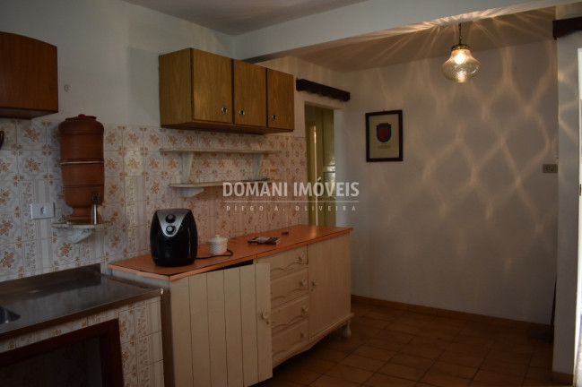 Imagem Casa com 4 Quartos à Venda, 130 m² em Região Da Abernéssia - Campos Do Jordão Imagem Casa com 4 Quartos à Venda, 130 m² em Região Da Abernéssia - Campos Do Jordão