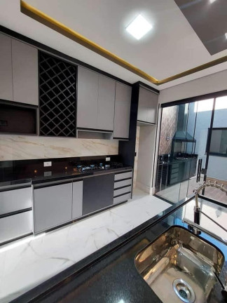 Imagem Casa com 3 Quartos à Venda, em Jardins - Bragança Paulista Imagem Casa com 3 Quartos à Venda, em Jardins - Bragança Paulista