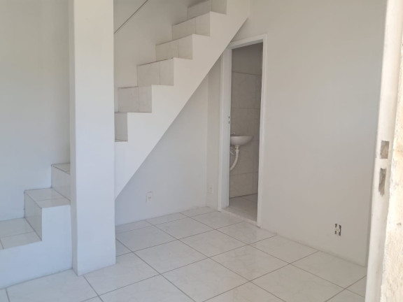 Imagem Casa com 1 Quarto à Venda, em Campo Grande - Rio De Janeiro Imagem Casa com 1 Quarto à Venda, em Campo Grande - Rio De Janeiro