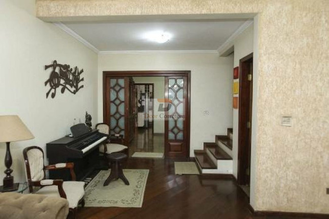 Imagem Casa com 3 Quartos à Venda, 350 m² em Centro - Diadema Imagem Casa com 3 Quartos à Venda, 350 m² em Centro - Diadema
