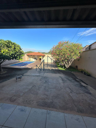 Imagem Casa com 3 Quartos à Venda, 360 m² em Residencial Cândido Queiroz - Aparecida De Goiânia Imagem Casa com 3 Quartos à Venda, 360 m² em Residencial Cândido Queiroz - Aparecida De Goiânia
