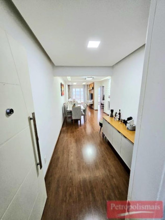 Imagem Apartamento com 2 Quartos à Venda, 74 m² em Quitandinha - Petrópolis Imagem Apartamento com 2 Quartos à Venda, 74 m² em Quitandinha - Petrópolis