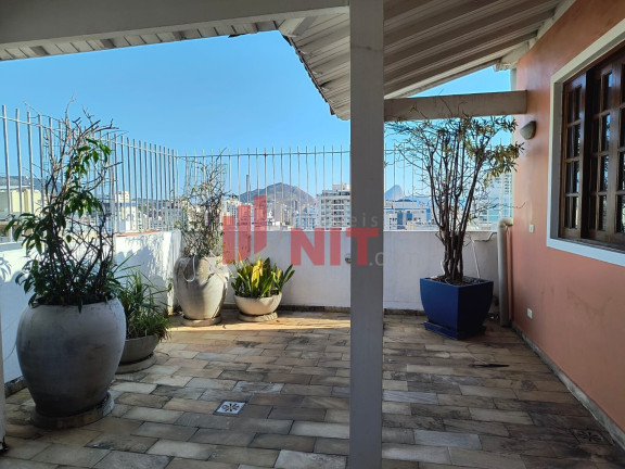 Imagem Cobertura com 3 Quartos à Venda, 200 m² em Icaraí - Niterói