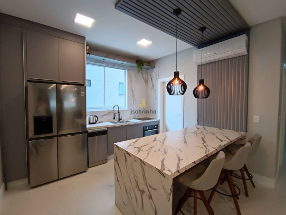 Imagem Apartamento com 3 Quartos para Temporada, 139 m² em Meia Praia - Itapema Imagem Apartamento com 3 Quartos para Temporada, 139 m² em Meia Praia - Itapema