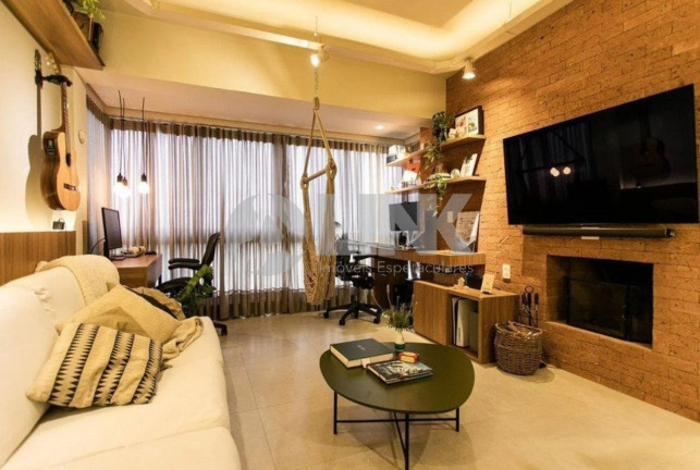 Imagem Apartamento com 2 Quartos à Venda, 75 m² em Petrópolis - Porto Alegre Imagem Apartamento com 2 Quartos à Venda, 75 m² em Petrópolis - Porto Alegre