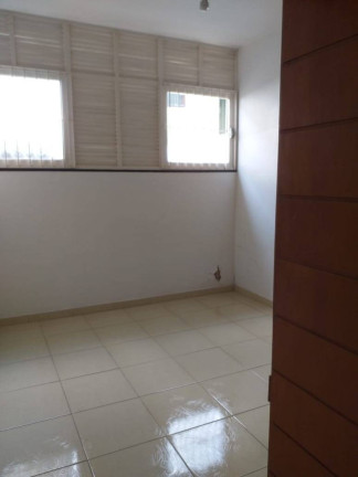 Imagem Casa com 4 Quartos para Alugar, em Centro - Campos Dos Goytacazes Imagem Casa com 4 Quartos para Alugar, em Centro - Campos Dos Goytacazes