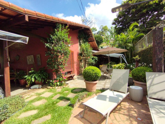 Imagem Casa com 3 Quartos à Venda, 187 m² em Ermitage - Teresópolis Imagem Casa com 3 Quartos à Venda, 187 m² em Ermitage - Teresópolis