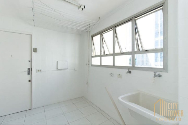 Imagem Apartamento com 3 Quartos à Venda, 163 m² em Itaim Bibi - São Paulo Imagem Apartamento com 3 Quartos à Venda, 163 m² em Itaim Bibi - São Paulo