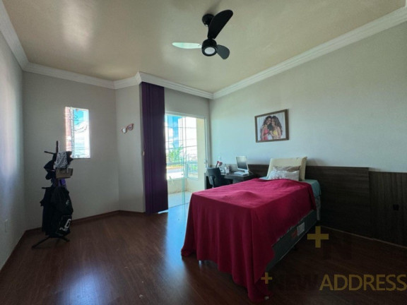 Imagem Casa com 5 Quartos à Venda, 220 m² em Vera Cruz - Cariacica Imagem Casa com 5 Quartos à Venda, 220 m² em Vera Cruz - Cariacica