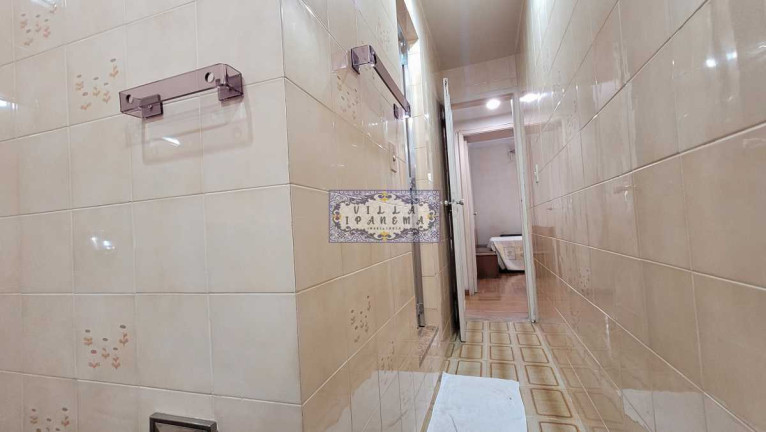Imagem Apartamento com 3 Quartos à Venda, 133 m² em Laranjeiras - Rio De Janeiro Imagem Apartamento com 3 Quartos à Venda, 133 m² em Laranjeiras - Rio De Janeiro